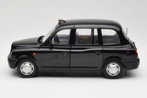 London Taxi TX1 Black Sun Star 1:18 1120 Diecast - image 4 of 8