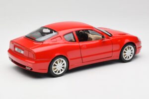 Maserati 3200 GT Rosso Mondiale Bburago 1:18 3341-M1 Diecast - image 3 of 8