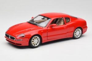Maserati 3200 GT Rosso Mondiale Bburago 1:18 3341-M1 Diecast