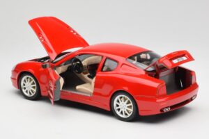 Maserati 3200 GT Rosso Mondiale Bburago 1:18 3341-M1 Diecast - image 5 of 8
