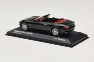 Maserati GranCabrio Black Metallic Minichamps 1:43 400123930 Diecast - image 3 of 5