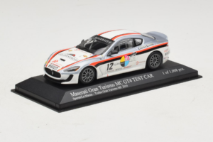 Maserati GranTurismo MC GT4 #12 Sperati / La Mazza Maserati MC 2010 Minichamps 1:43 400101212 Diecast - image 2 of 5