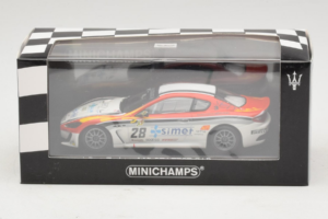 Maserati GranTurismo MC GT4 #28 Smurra / Piancastelli Maserati MC 2010 Minichamps 1:43 400101228 Diecast - image 5 of 5
