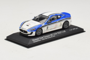 Maserati GranTurismo MC GT4 #9 Moncada / Petrini Maserati MC 2010 Minichamps 1:43 400101209 Diecast - image 2 of 5