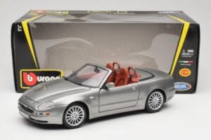 Maserati 4200 GT Spyder Grey Bburago 1:18 18-12019 Diecast - image 8 of 8