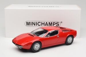 Maserati Merak Red Minichamps 1:18 107123761 Resin - image 6 of 6