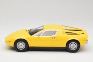 Maserati Merak Yellow Minichamps 1:18 107123760 Resin - image 3 of 6