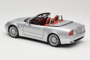 Maserati Spyder Silver Maisto 1:18 31667 Diecast - image 7 of 8