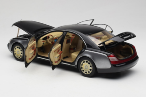 Maybach 57 SWB Caspian Black Himalayas Grey AUTOart 1:18 76151 Diecast - image 6 of 9