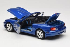 Mazda MX-5 NA 10th Anniversary Blue Metallic Gate 1:18 01071 Diecast - image 5 of 8