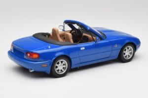 Mazda MX-5 NA Twilight Blue Mica Gate 1:18 1013 Diecast - image 3 of 8