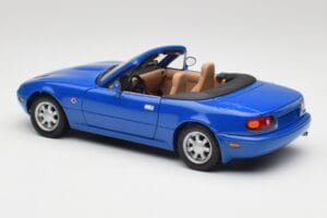Mazda MX-5 NA Twilight Blue Mica Gate 1:18 1013 Diecast - image 7 of 8