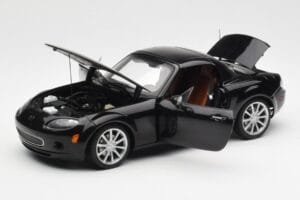 Mazda MX-5 NC Roadster Retractable Hardtop US Spec Black AUTOart 1:18 75971 Diecast - image 4 of 10