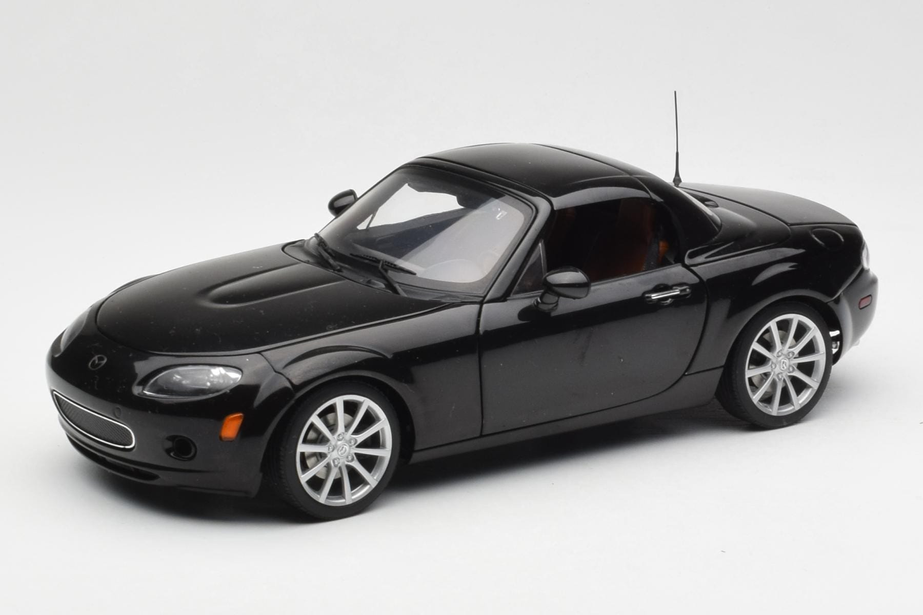 マツダ MX-5 ロードスター NC No.1 1/18 オートアート AUTOart Mazda MX-5 NC 1:18 Retractable Hardtop
