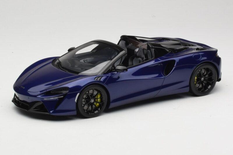 McLaren Artura Spider Purple GT Spirit 1:18 McLaren Artura Spider Purple GT Spirit 1:18 GT515 Resin