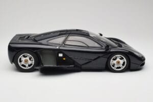 McLaren F1 Dark Blue Metallic Minichamps 1:12 530133128 Diecast - image 4 of 9