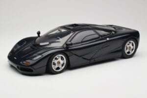 McLaren F1 Dark Blue Metallic Minichamps 1:12 530133128 Diecast