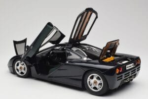 McLaren F1 Dark Blue Metallic Minichamps 1:12 530133128 Diecast - image 6 of 9