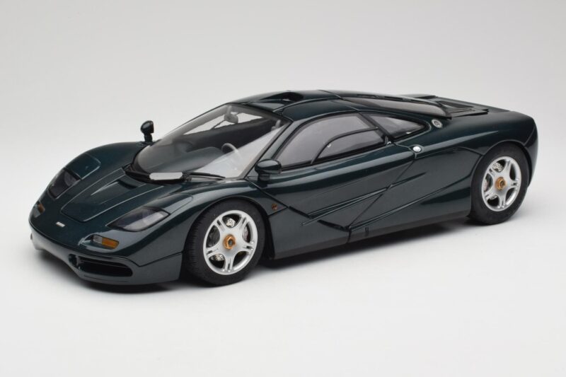 McLaren F1 Dark Green Metallic Minichamps 1:12 530133127 Diecast