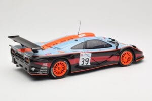 McLaren F1 GTR #39 Gulf R. Bellm / A. Gilbert / M. Sekiya 24 Hours of Le Mans 1997 UT Models 1:18 39725 Diecast - image 3 of 8