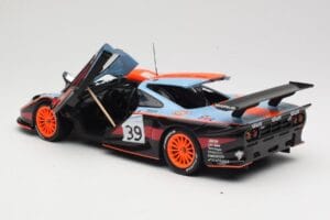 McLaren F1 GTR #39 Gulf R. Bellm / A. Gilbert / M. Sekiya 24 Hours of Le Mans 1997 UT Models 1:18 39725 Diecast - image 5 of 8