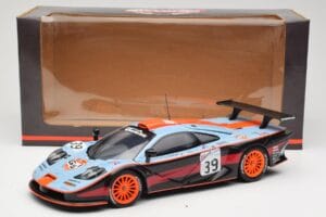 McLaren F1 GTR #39 Gulf R. Bellm / A. Gilbert / M. Sekiya 24 Hours of Le Mans 1997 UT Models 1:18 39725 Diecast - image 8 of 8