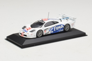 McLaren F1 GTR #9 Fina P. Kox / R. Ravaglia / A. Montermini 24 Hours of Le Mans 1997 Minichamps 1:43 MCLAREN002 Diecast - image 2 of 5