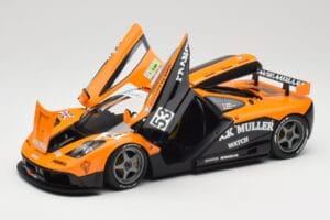 McLaren F1 GTR Kokusai Kaihatsu Racing #53 O. Giroix / J. Sala / P. Deletraz 24 Hours of Le Mans 1996 Minichamps 1:18 5301336 - image 2 of 8