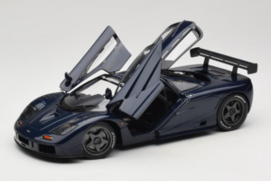 McLaren F1 GTR Le Mans Edition Purple UT Models 1:18 MCLAREN001 Diecast - image 2 of 8