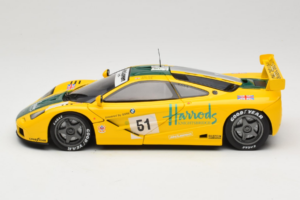 McLaren F1 GTR #51 Mach One Racing Le Mans 1995 UT Models 1:18 530151851 Diecast - image 4 of 8