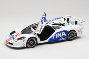 McLaren F1 GTR #9 P. Kox / R. Ravaglia FIA GT Championship 1997 UT Models 1:18 39711 Diecast - image 2 of 8