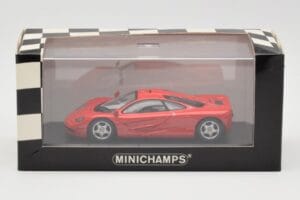 McLaren F1 Red Minichamps 1:43 433133438 Diecast - image 4 of 4