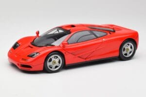 McLaren F1 Magma Red Minichamps 1:18 530133422 Diecast