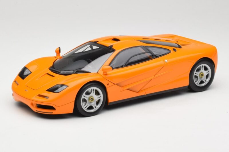 McLaren F1 Orange Minichamps 1:18 McLaren F1 Orange Minichamps 1:18 530133421 Diecast