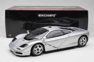 McLaren F1 Silver Minichamps 1:12 530133129 Diecast - image 8 of 8