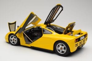 McLaren F1 Yellow Minichamps 1:12 530133121 Diecast - image 6 of 9