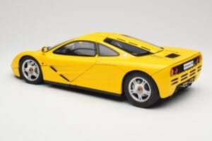 McLaren F1 Yellow Minichamps 1:12 530133121 Diecast - image 8 of 9