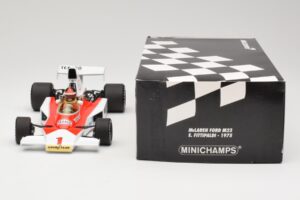 McLaren M23 Ford #1 E. Fittipaldi F1 1975 Minichamps 1:18 530751801 Diecast - image 8 of 9