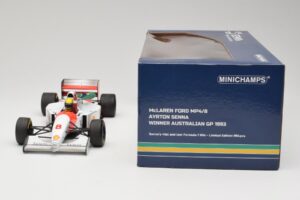 McLaren MP4/8 Ford #8 A. Senna Winner Australian GP 1993 Minichamps 1:18 540933838 Diecast - image 7 of 7
