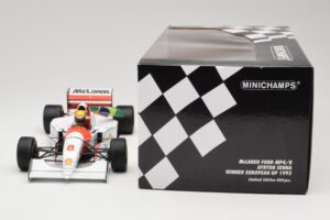 McLaren MP4/8 Ford #8 A. Senna Winner European GP Donington 1993 Minichamps 1:18 540931848 Diecast - image 6 of 6