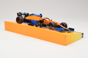 McLaren MCL35M Mercedes #3 D. Ricciardo McLaren F1 Team Bahrain Grand Prix 2021 Minichamps 1:18 533211803 Resin - image 4 of 7