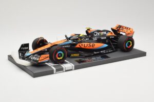 McLaren MCL60 #4 L. Norris F1 2023 Minichamps 1:18 537231804 Diecast - image 2 of 6