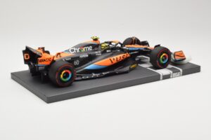 McLaren MCL60 #4 L. Norris F1 2023 Minichamps 1:18 537231804 Diecast - image 3 of 6