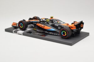 McLaren MCL60 #4 L. Norris F1 2023 Minichamps 1:18 537231804 Diecast - image 5 of 6