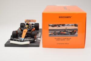 McLaren MCL60 #4 L. Norris F1 2023 Minichamps 1:18 537231804 Diecast - image 6 of 6