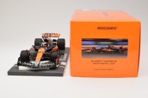 McLaren MCL60 #81 O. Piastri F1 2023 Minichamps 1:18 537231881 Diecast - image 6 of 6