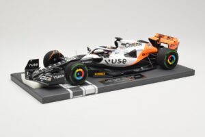 McLaren MCL60 #81 O. Piastri Monaco GP 2023 Minichamps 1:18 537232581 Diecast - image 2 of 6