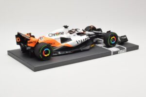 McLaren MCL60 #81 O. Piastri Monaco GP 2023 Minichamps 1:18 537232581 Diecast - image 3 of 6