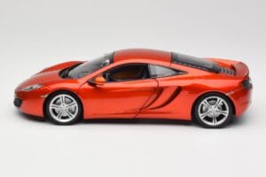 McLaren MP4-12C Orange Metallic Minichamps 1:18 110133020 Diecast - image 4 of 8