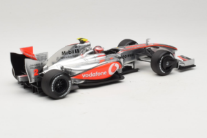 McLaren MP4-24 Mercedes #2 H. Kovalainen F1 2009 Dealer Edition Minichamps 1:18 B66960041 Diecast - image 2 of 7